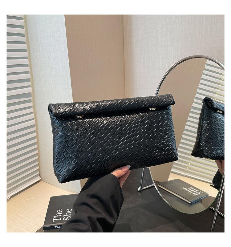 

Плетение в этом году популярный однотонный повседневный 225 весна и лето новая большая вместимость конверт для мелочи женская сумка чёрный