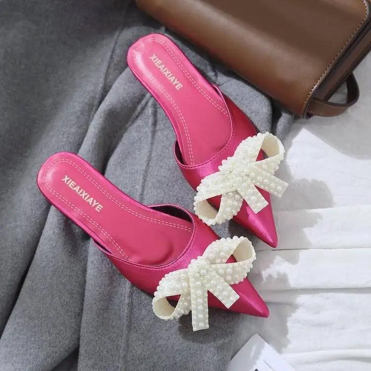 Fashion Women's Slippers and Ladies Sandals Pearl Flat Waterproof Casual Slides 2025 Trend Designer Luxury Small Size Stylish 39 Shoes