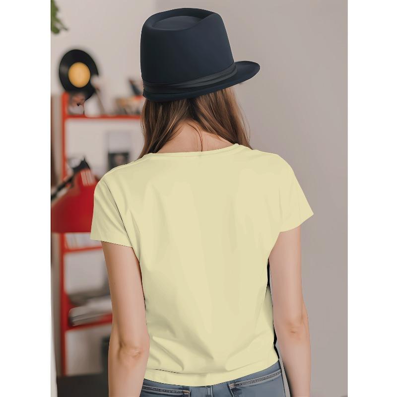Casual Round-Neck T-Shirt for Women Featuring a Trendy Print, Perfect for Spring And Summer Wear