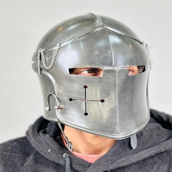 Grauer Barbuta-Helm, mittelalterlicher Ritterhelm, 18 g, Baustahl, LARP, Cosplay, Halloween-Kostüm, Barbuta-Helm mit Visier, Kriegerhelm, Geschenk