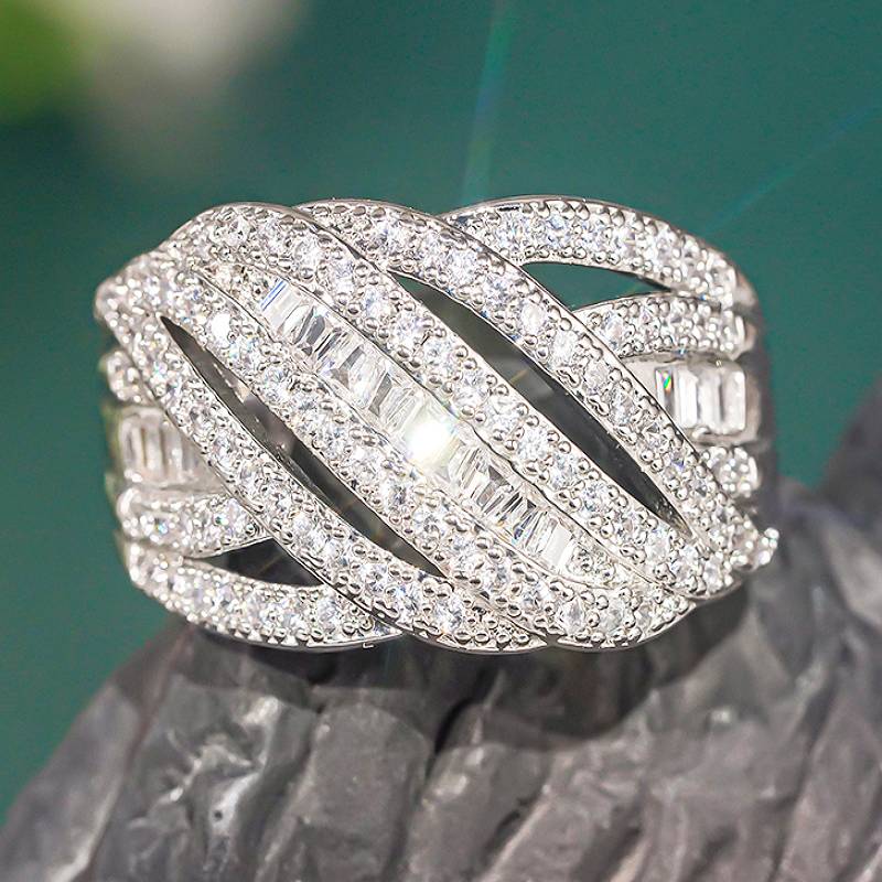 

Huitan Women Ring Silver Color Inlaid Bright Cubic Zirconia Luxury Wedding Engagement Accessories Trendy Charming Party Jewelry 6