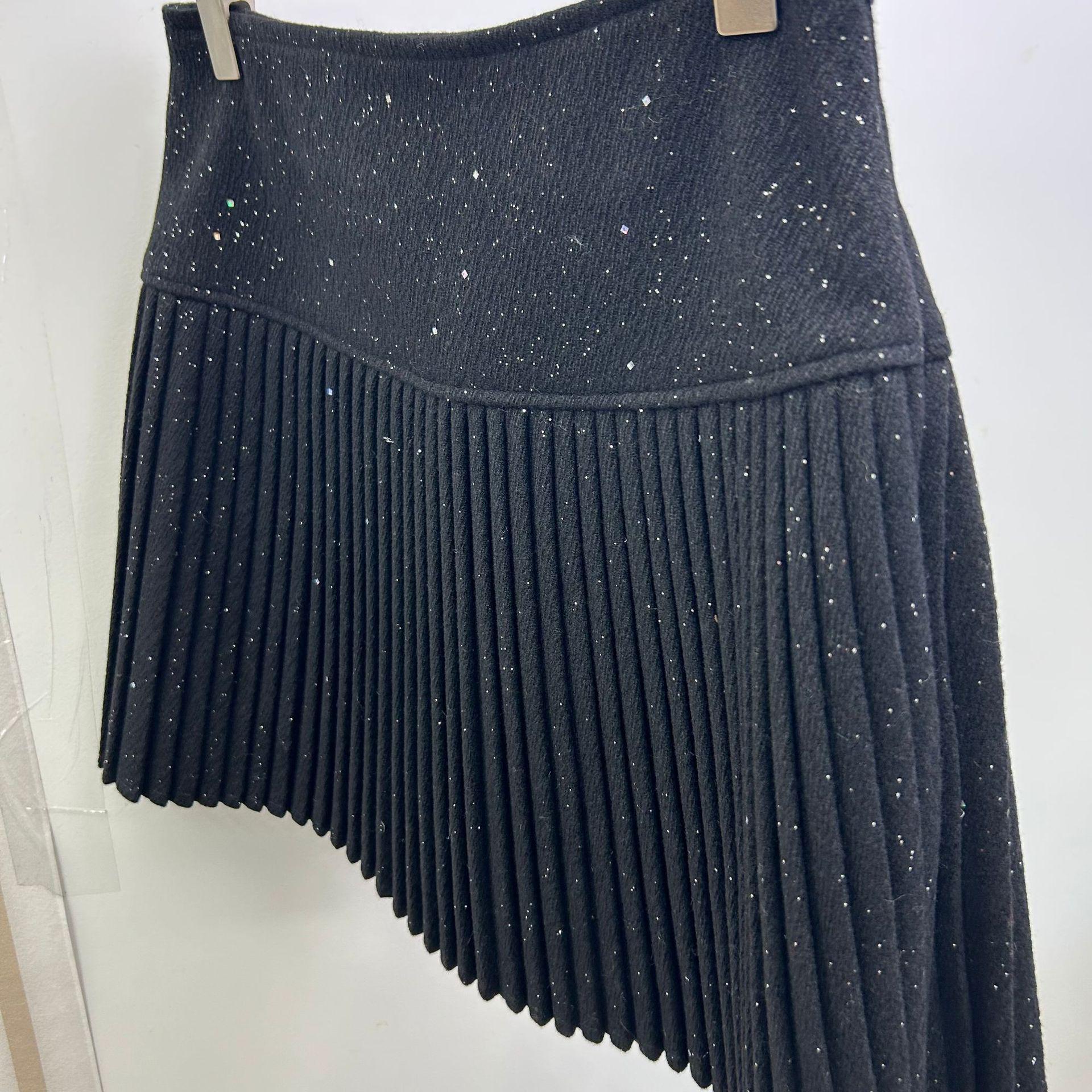 

2026 Early Spring Slimming Pleated High-Waisted Academy Style Short Skirt L (108-118 lbs) чёрный