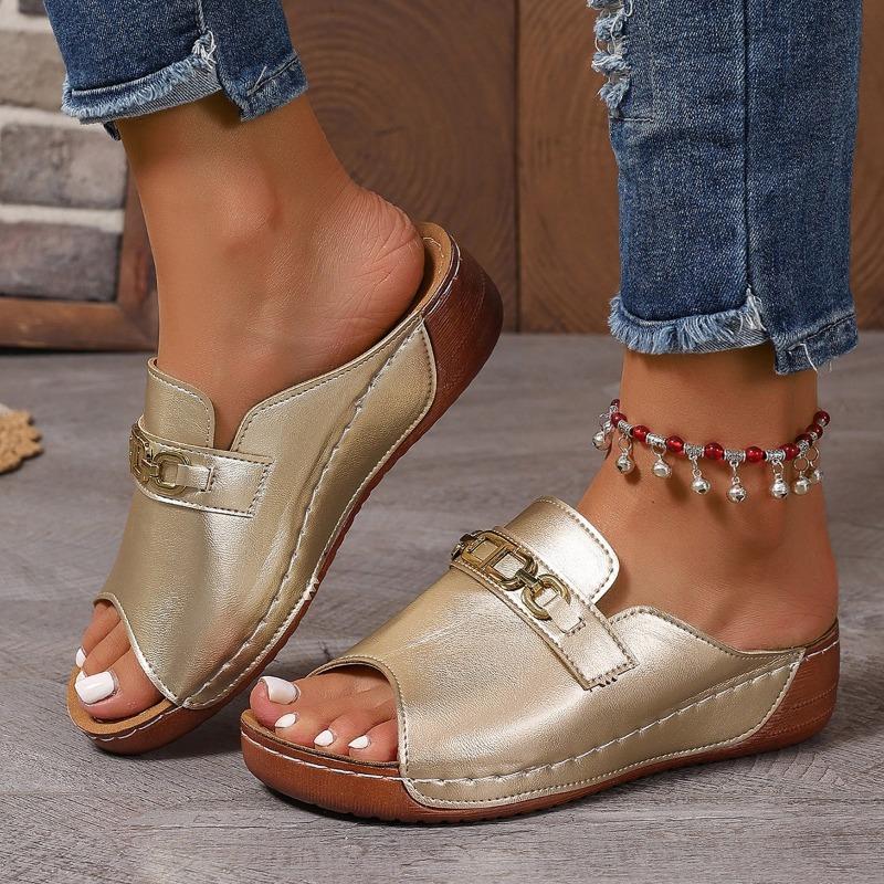 Large size summer popular new sandals women comfortable slope heel round head thick bottom simple casual outer slippers women