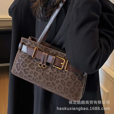 Frosted Retro Bag Women's Large Capacity 2025 New Autumn and Winter Casual Shoulder Underarm Bag Commuter Leopard Print Tote Bag