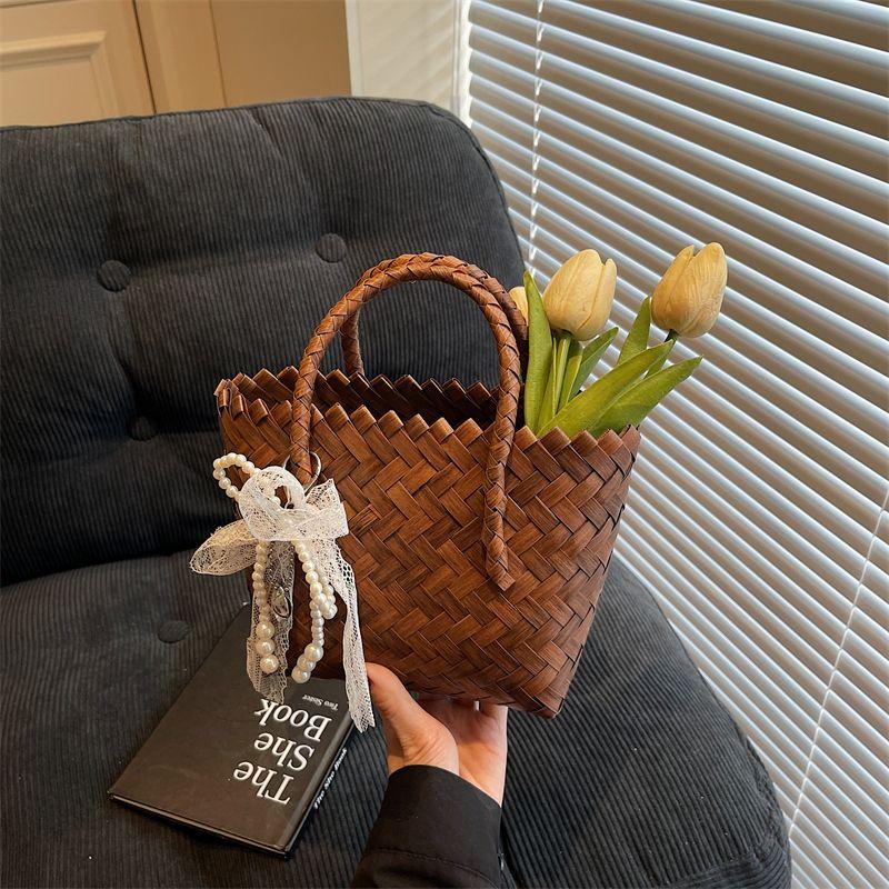 

Summer Large Capacity Bamboo Woven Bag Women s 2025 New Commuter All-Match Shoulder Bag Portable Vegetable Basket Bag Small