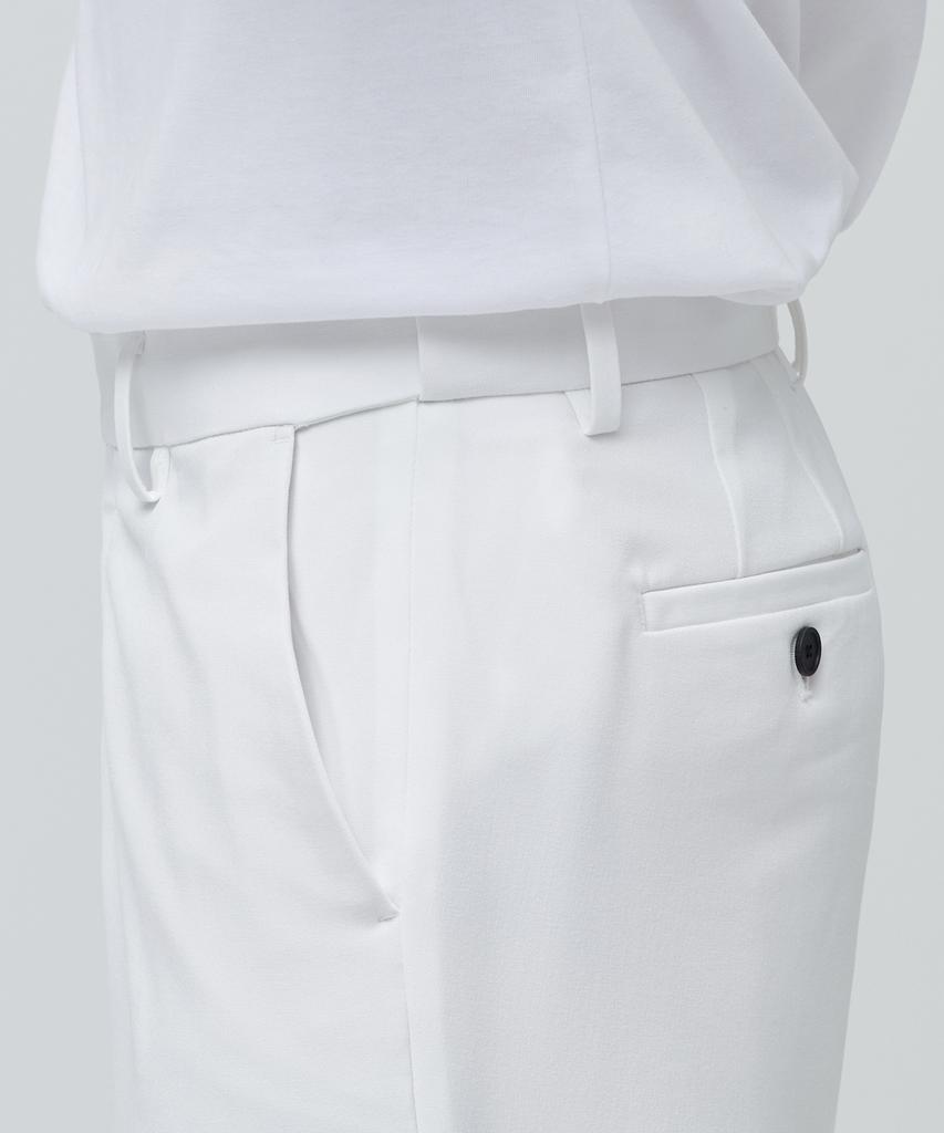 MUSINSA STANDARD Relaxed Tapered Hidden Banding Crop Slacks [White]