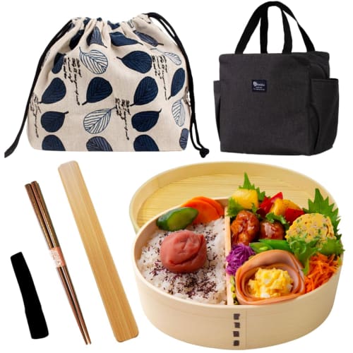 [Includes a Broadleaf Pattern Drawstring Bag] 1. Bento Box Set Made of Plain Wood (willow Cedar), 2. Chopsticks, 3. Insulated Hot/cold Bag, 4. Drawstr