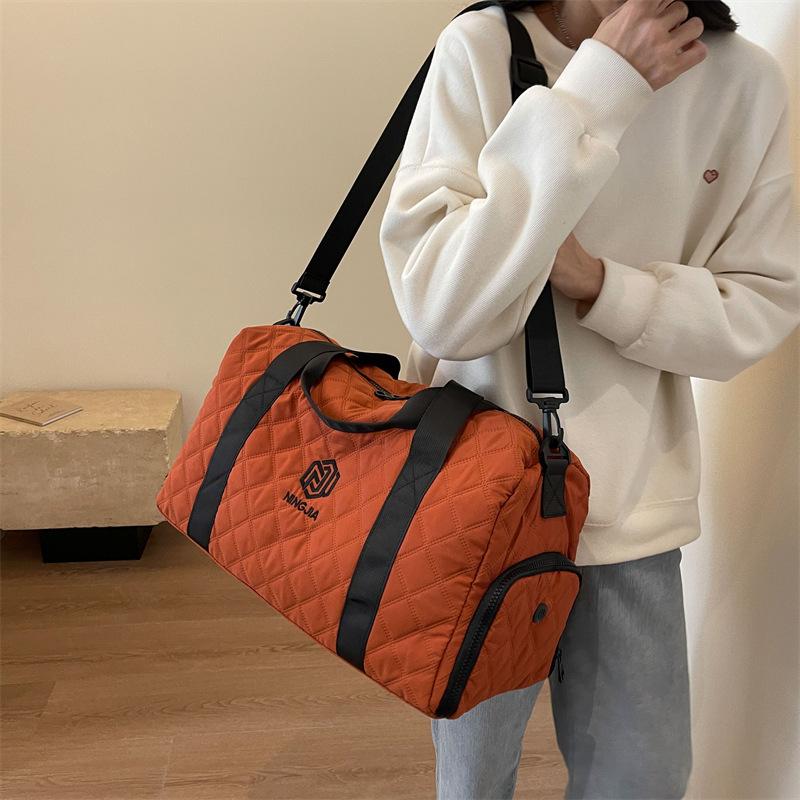 New fashion diamond luggage bag short-distance fitness bag leisure sports travel bag handbag shoe compartment training bag