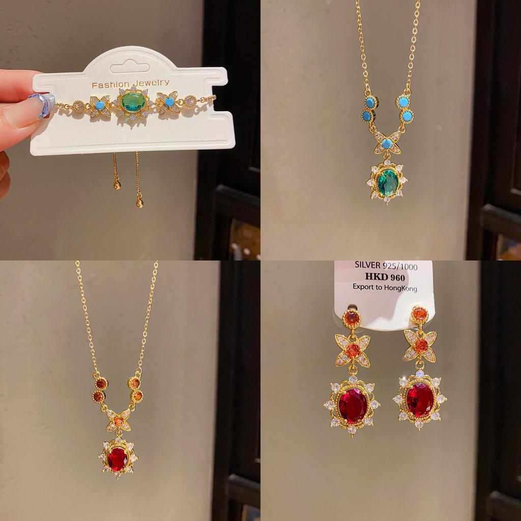 Florale Vergoldete Zirkonia Halskette Mit Elegantem Design Für Damen Freizeitkleidung