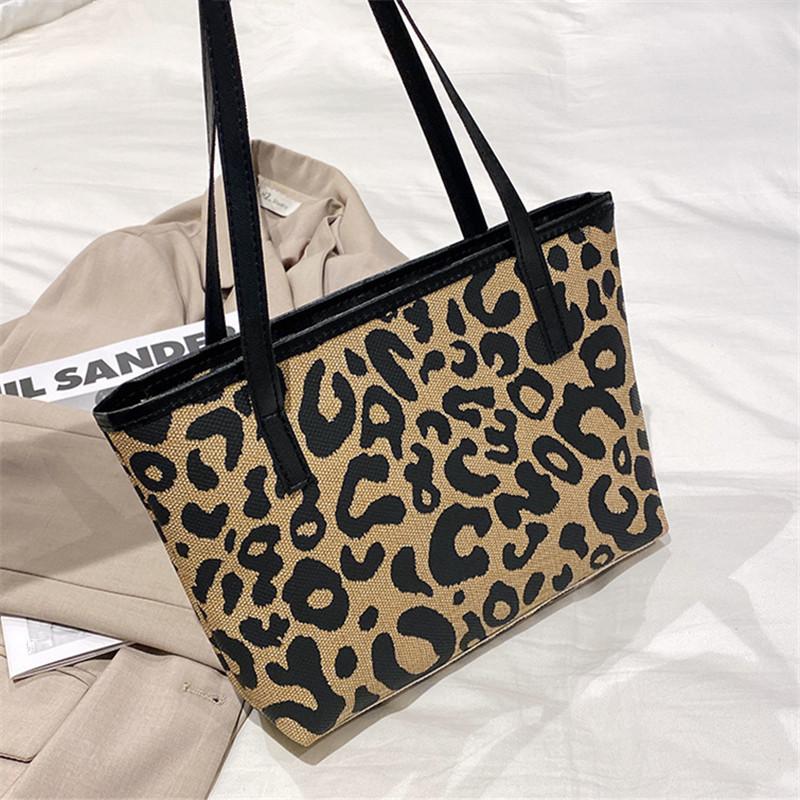 Stylish Crocodile Pattern Pu Underarm Bag Versatile Women Small Tote Bags Fashiable Leopard Handbag Chic Quilted Shoulder Bag бежевый