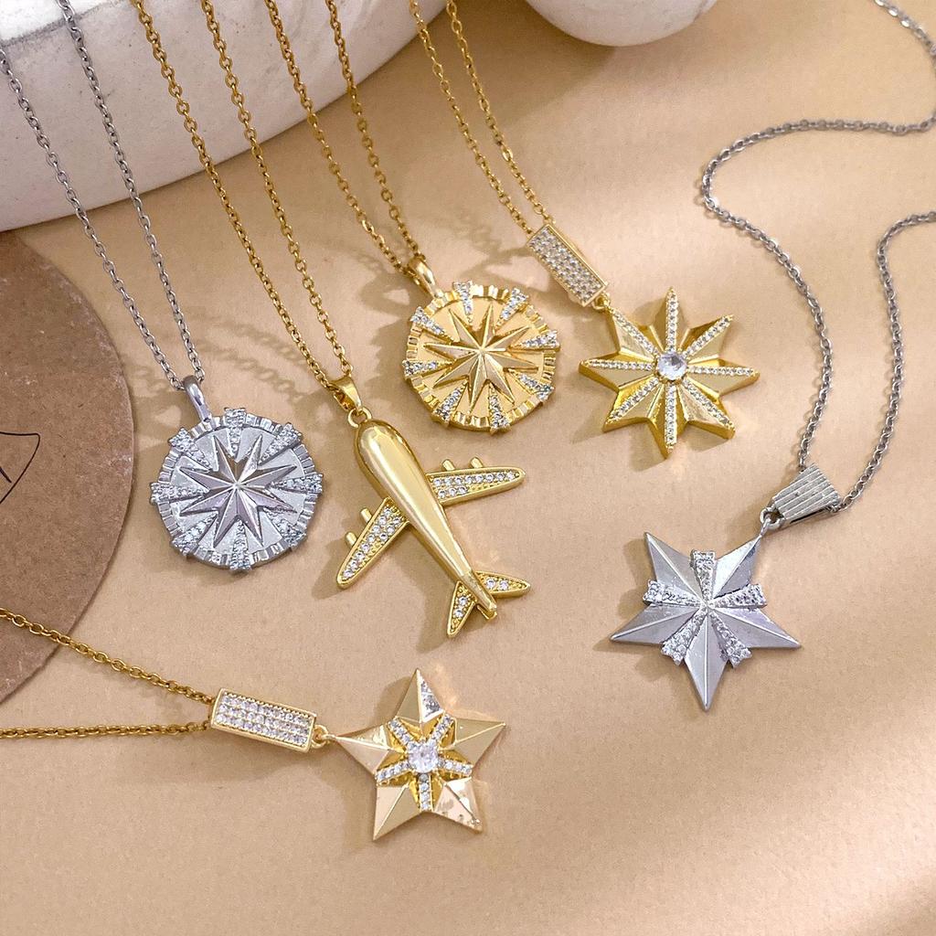 Necklace European, American moon star micro-inlaid zircon necklace accessories female niche personality light luxury high-end accessories