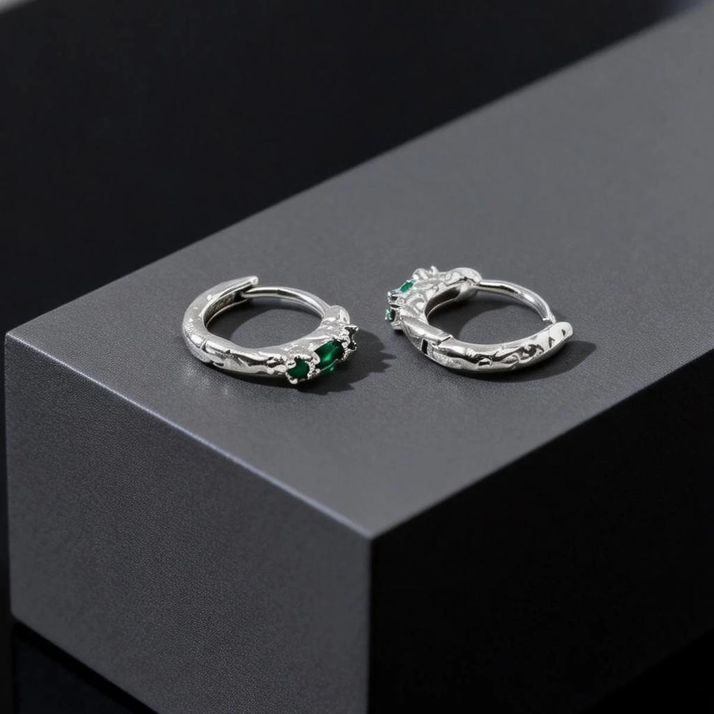 High Quality Fashion Green Cubic Zirconia Snake Shape Hoop Earrings for Men Punk Gothic Jewelry Party Daily Wear