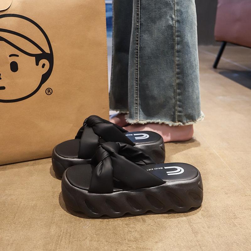

With skirts, slippers, women s summer wear, muffin thick-soled heightening sandals, new high-end beach ladies casual sandals 40