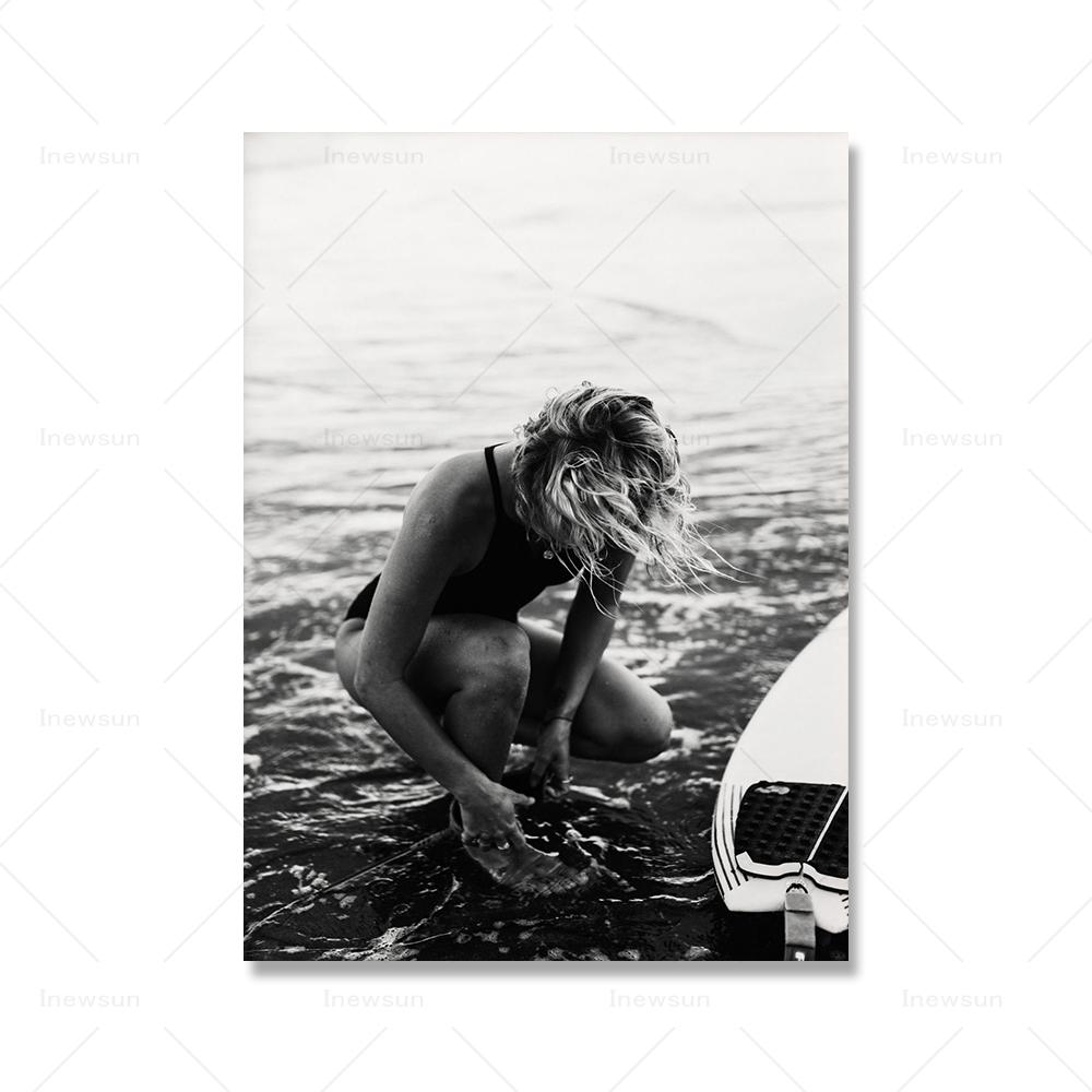

Серфинг черно-белый принт прибрежная фотография темная волна плакат океан настенная живопись холст картина девушка с доской для серфинга изображение декор 21x30cm No Framed
