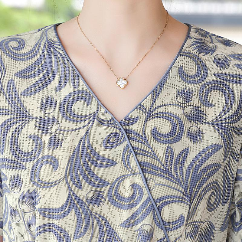 Elegant Floral Mid-Length Summer Dress for Middle-Aged Women
