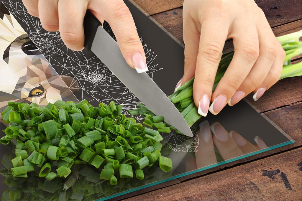 GLASS CUTTING BOARD 45x52 Wolf