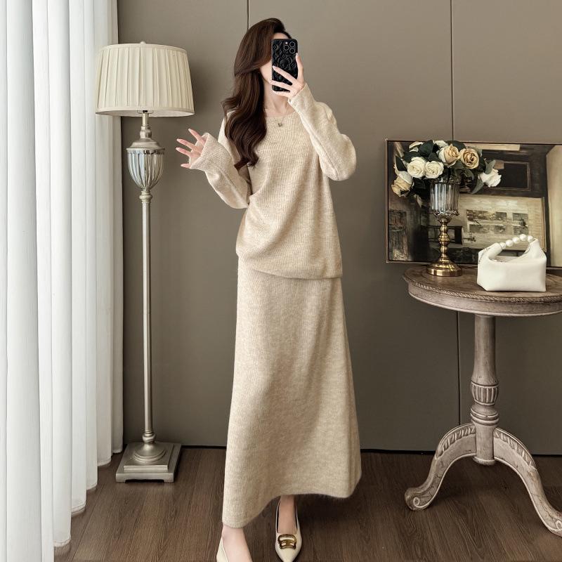

Women s Autumn/Winter High-End Knit Set: Tassel Shawl, Sweater & Skirt. Small