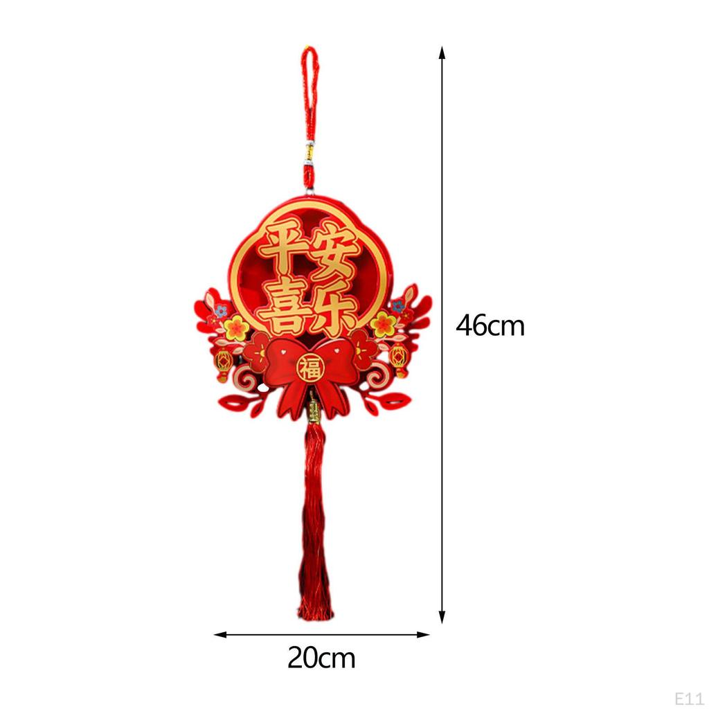 Drachen Türschild für das Chinesische Jahr mit Quastenanhängern und Fu-Zeichen