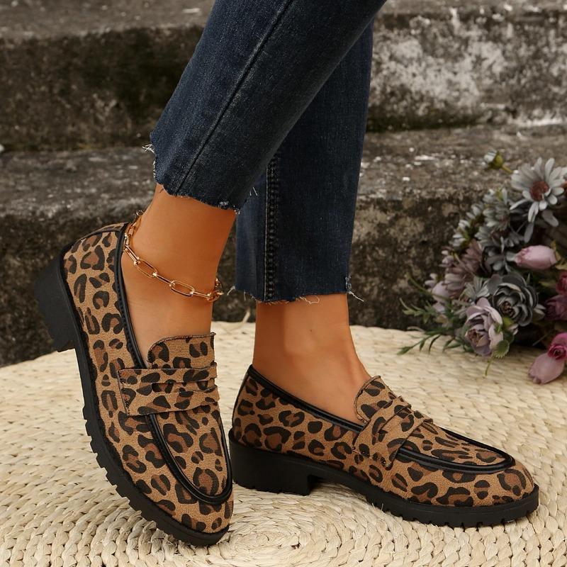 Women Sneakers Fashion Leopard Patchwork Slip-on Loafers Shoes Women Chunky Heel Platform New Casual Plus Size Sneakers Women