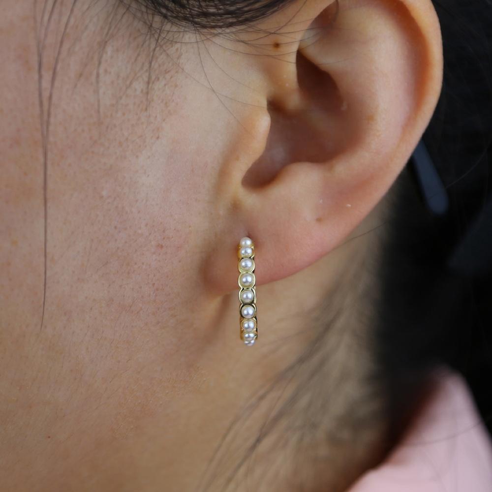 Factory Price White Pearl Half Hoop Stud Earring for Women Gold Filled Beads Setting Pearl Party Wedding Jewelry