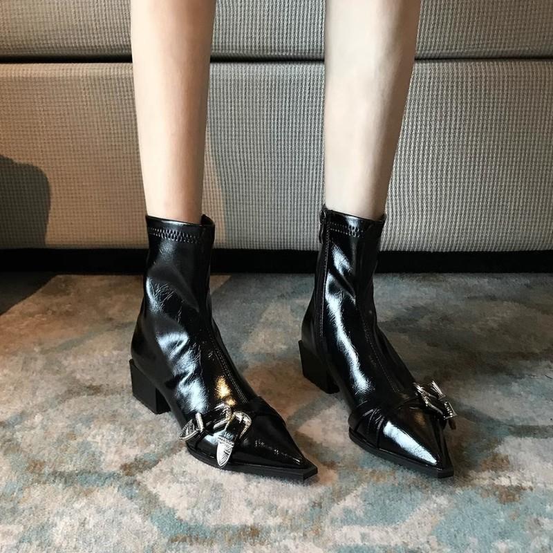 Super Královský! Fried Street Malé Krátké Kozačky Dámské 2025 Nové Sukně Černý Špičatý Podpatek Spona Pásku Lakovaná Kůže Skinny Kozačky