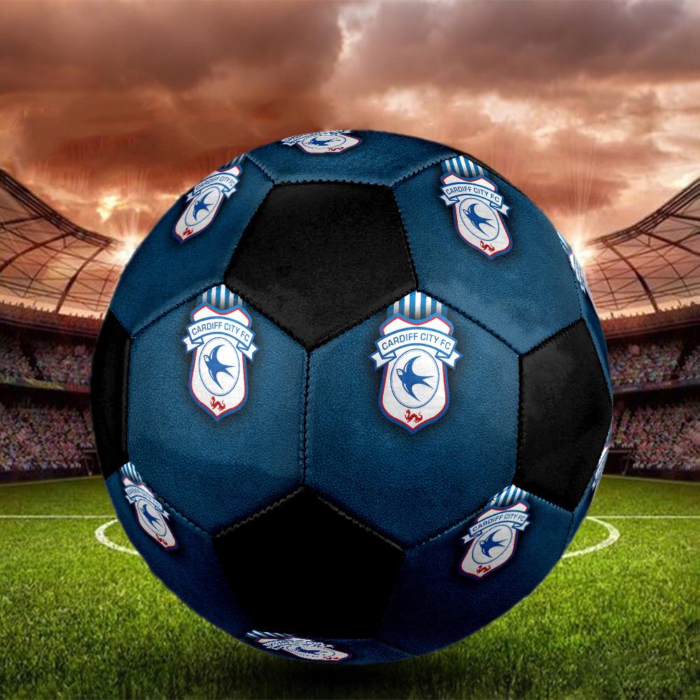 Cardiff City F.C Pallone da Calcio Colorato Per Tutte le Età Cucito a Macchina PVC Pronto per la Competizione Durevole Ad Alto Rimbalzo.TAGLIA5