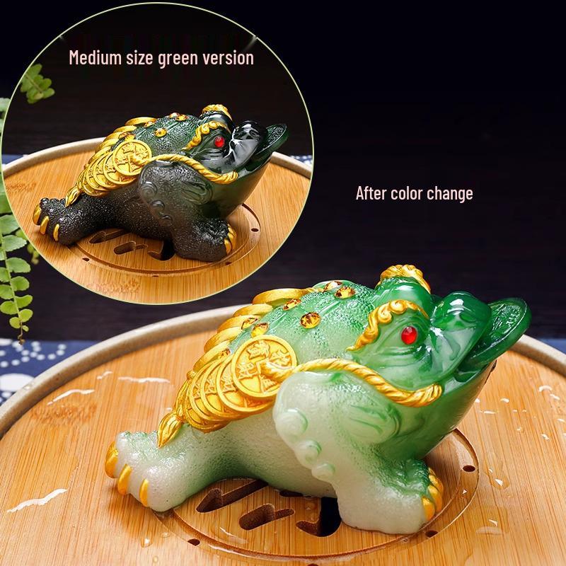 Golden Pixiu Color-Changing Toad Tea Pet Ornament for Gongfu Tea Set - Exquisite Collectible