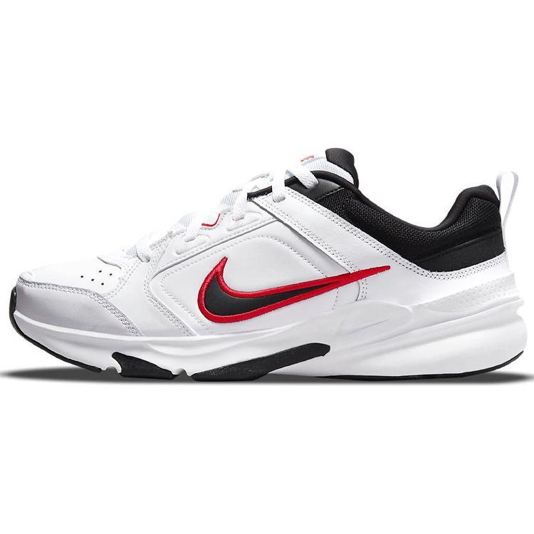 

Кроссовки унисекс Nike Defy All Day White University Red Black DJ1196-101 40