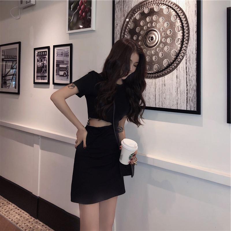Summer new cold wind thin Hepburn little black dress chic sexy waist scheming black dress women