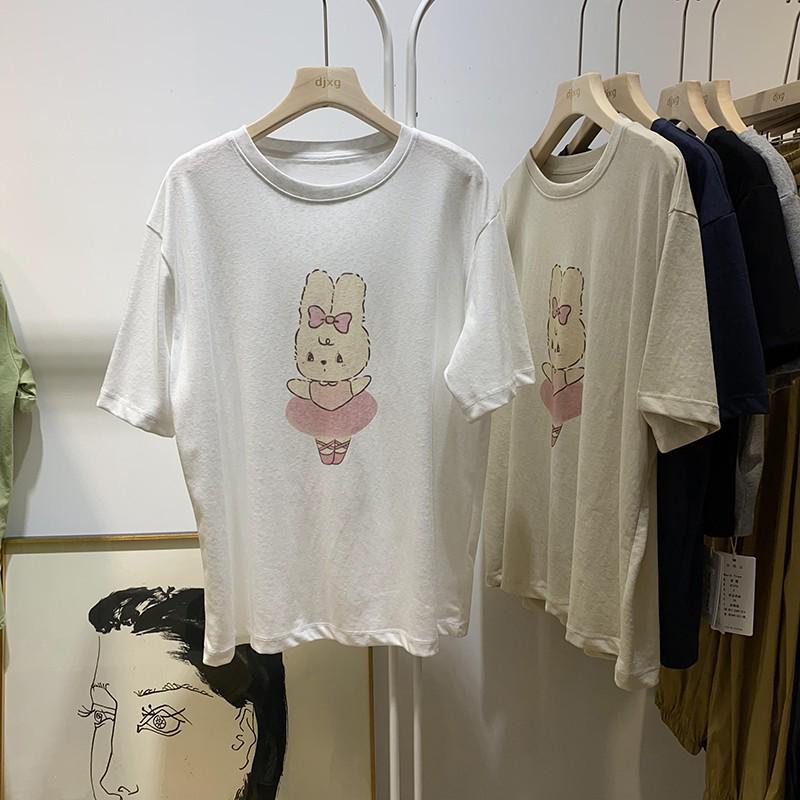 Camiseta de Algodão Feminina de Verão com Estampa de Coelho de Desenho Animado: Solto, Confortável, Manga Curta, Comprimento Médio