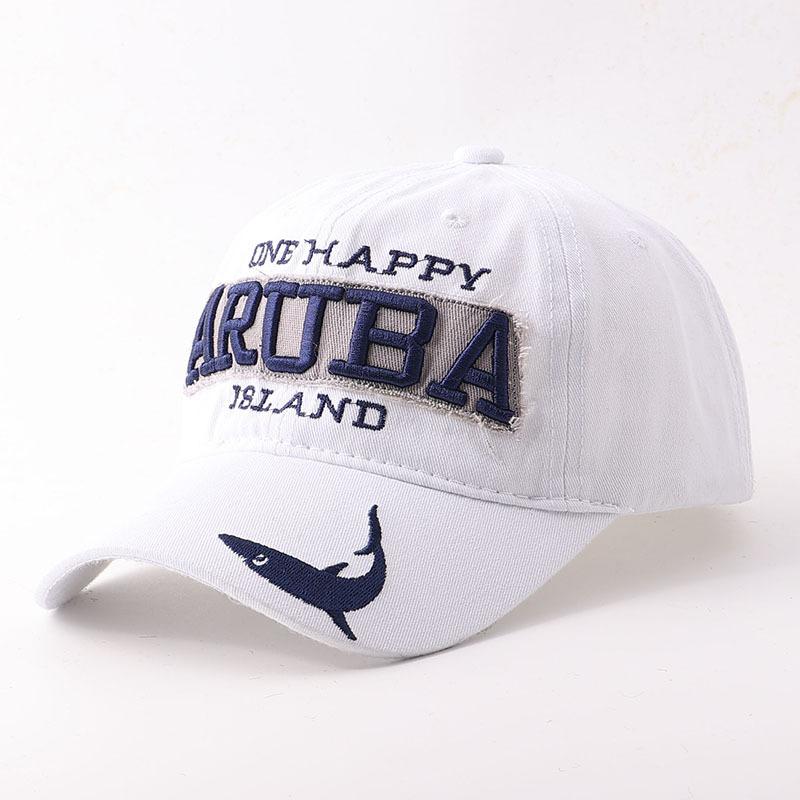 Spring and summer new products for letter shark embroidery baseball cap cap cap fishing cap
