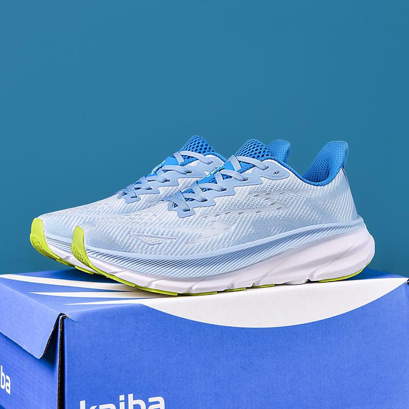 Frühling und Sommer neue Laufschuhe leichte und ultraleichte Sportschuhe Paar weiche Sohle Sommer leichtes Netz ultraleicht