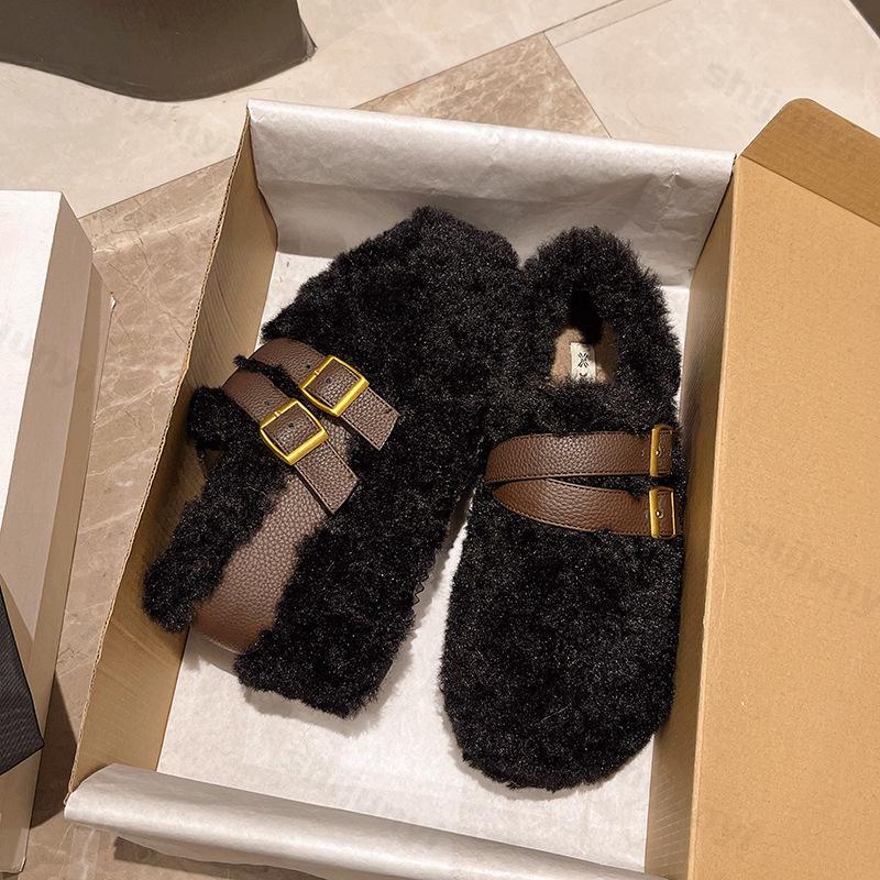 Autumn Winter Women's Cotton Shoes 2026 Fashion Plush Warm Retro Casual Shoes Outdoor Non Slip Flat Shoes Buckle Zapatos Mujer