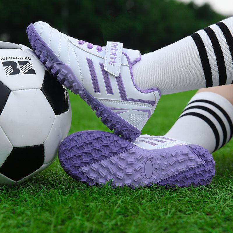 Foreign trade children's football shoes training shoes boys and girls primary and secondary school students kindergarten special broken nail TF spike