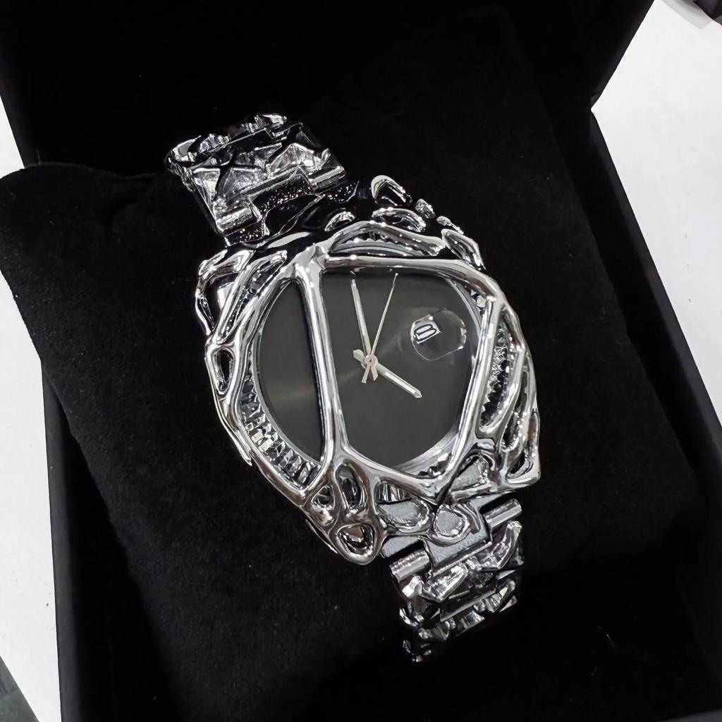AAA Devil Punk Blue Eye Quartz Watch Men Alabaster Industries Demon Claw Y2K Men's Watch Unique Creative Men Hot Medieval Clock
