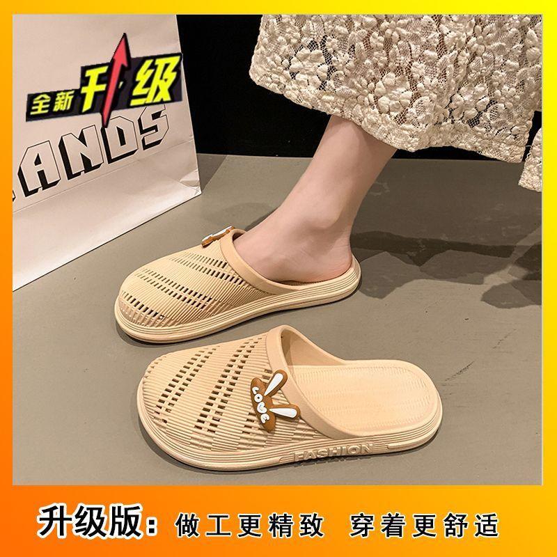 Fashion versatile beach casual soft sole stepping on shit hole shoes foreign style soft sole slippers 2025 autumn new Internet celebrity Korean versi