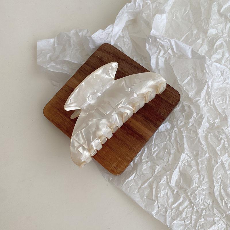 

Plastic Acetate Shark Hair Clip Non Slip Claw for Thick Hair Comfortable Headwear for Travel and Dating
