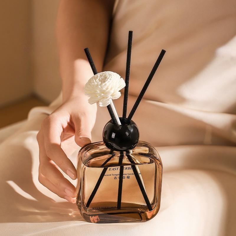 Gardenia Fragrance Indoor Bedroom Ornaments Hotel Deodorizing Fresh Lasting Fragrance No Fire Aromatherapy Essential Oil