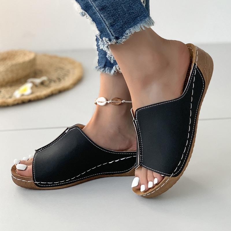 Women's shoes spring and summer new sandals women's comfortable slope heel thick sole simple casual outer slippers
