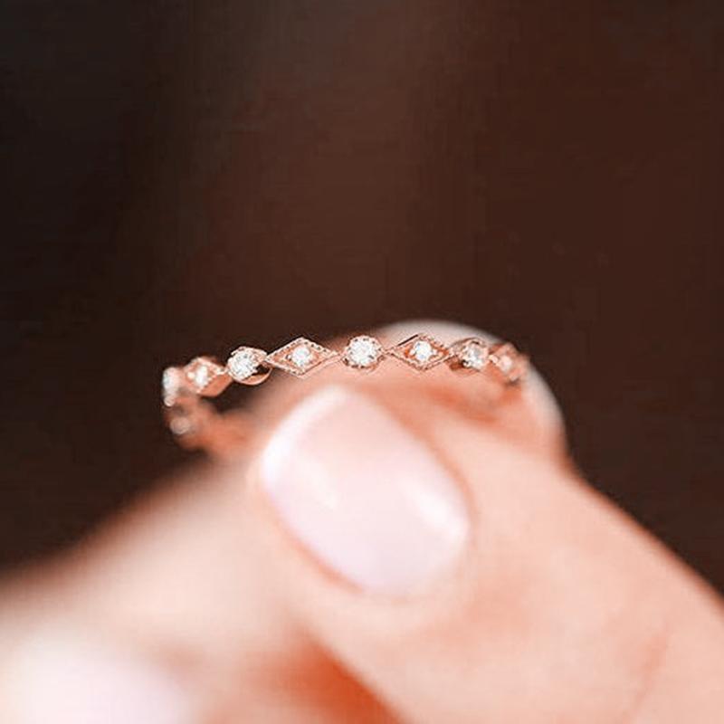 ZHOUYANG Cubic Zirconia Ring For Women Simple Cute Bijou Party Light Gold Color Finger Thin Rings Fashion Jewelry  Gift KCR112