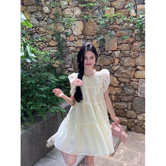 Pink small fly-sleeved dress for women's summer new milk wear with sweet first love small doll skirt