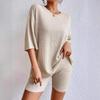 Ensemble short ample à col rond et couleur unie pour femme