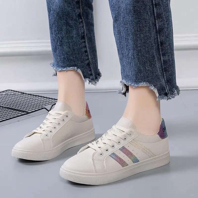 Breathable white shoes for women 2024 Spring and Autumn Korean version versatile student casual flat shoes with leather surface