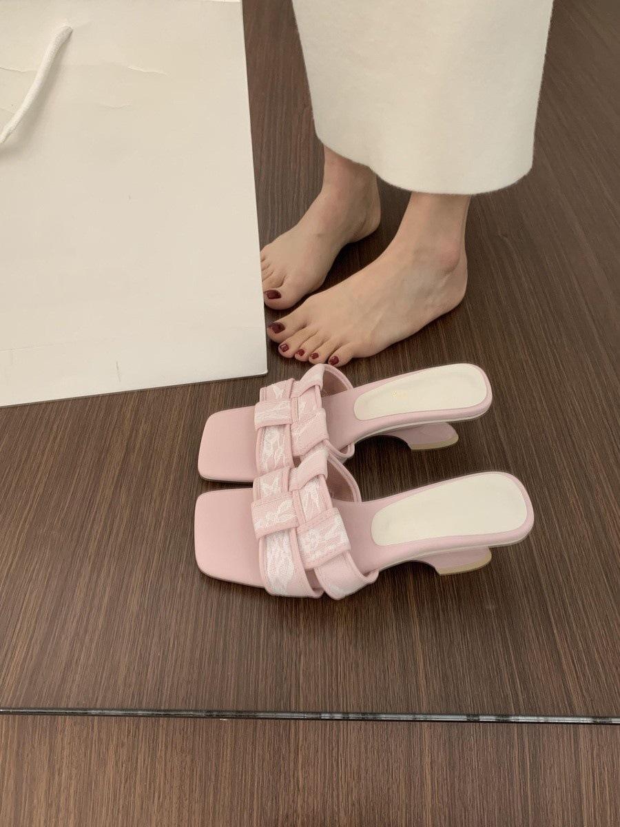 

French niche woven one-word belt beautiful open-toed slippers for women s summer wear 3cm small thick heels, not tired high heels 40
