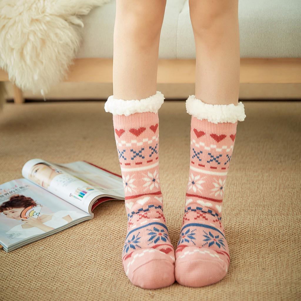 Women Fleece Lined Winter Socks Non Slip Indoor Floor Socks Soft Warm Cozy Christmas Patterned Socks for Home Use