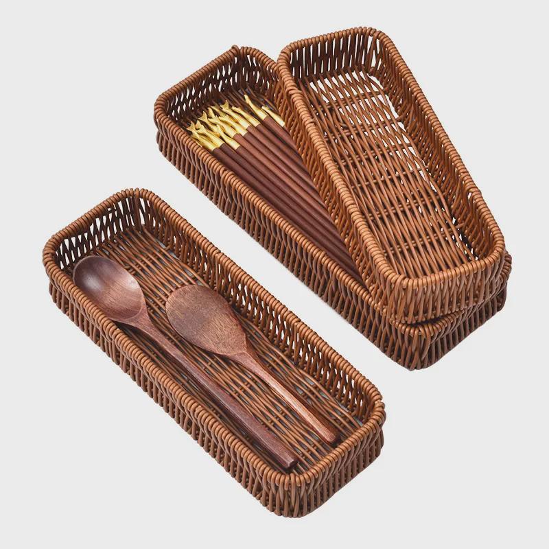 Organizator de sertare de bucătărie din imitație de ratan: Coș de depozitare pentru tacâmuri și ustensile