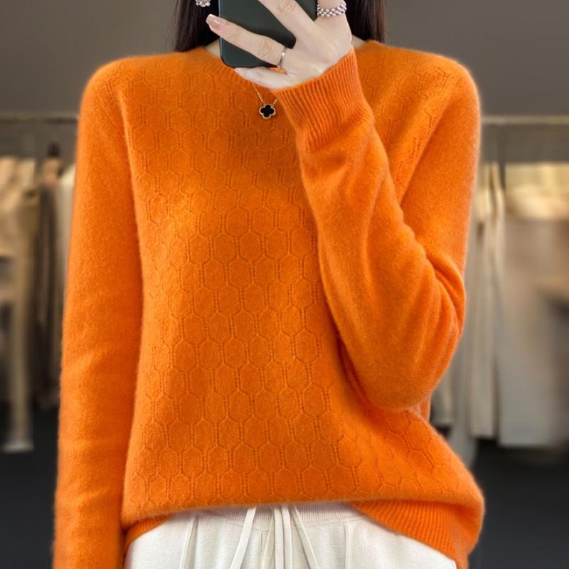Latest Round Neck Sweater for Women In Autumn and Winter Soft and Warm Cashmere Sweater for Women High-end Base Blouse Hollow Versatile Sweater