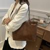 Trendy Black Pu Tote Bag For Women Spacious Commuter Shoulder Bag With Casual Style