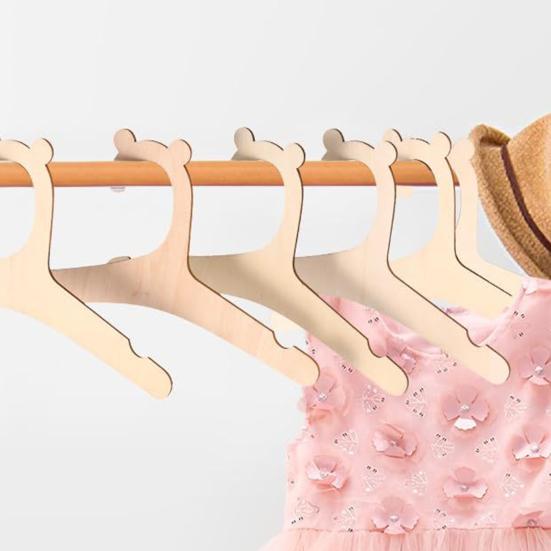 10Pcs Baby Clothes Hangers Wooden Cute Animal Shape Hangers Anti-Slip Clothes Hangers for Nursery Wardrobe Storage Toddlers Clothes