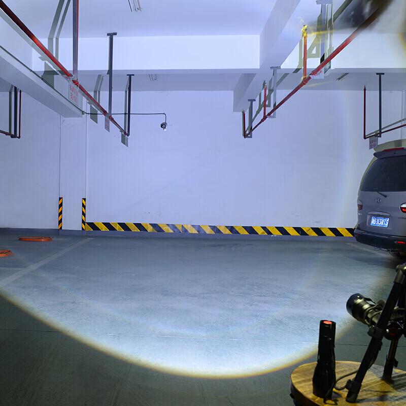 High-Power Rechargeable LED Flashlight